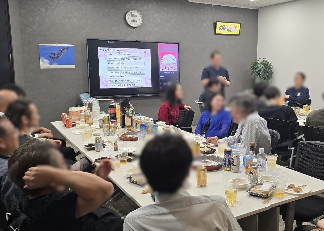 会の様子